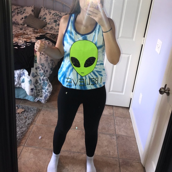 Alien tie dye tank top - Picture 3 of 3